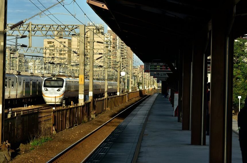 innovative web hub network